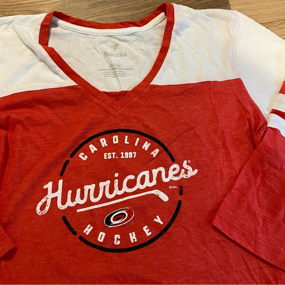 Carolina Hurricanes women’s shirt XL
